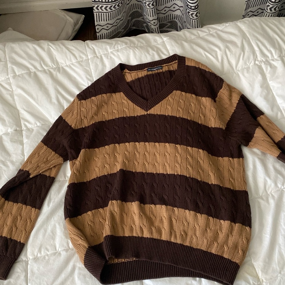 Brandy Melville Brown/Tan V-Neck Sweater